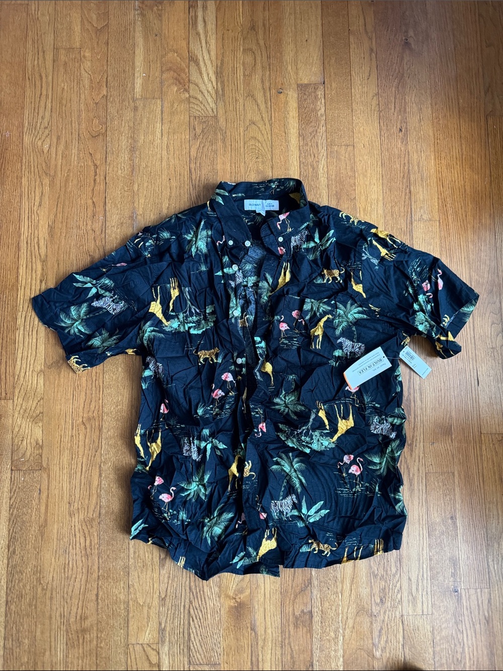 Menβs Hawaiian jungle shirt